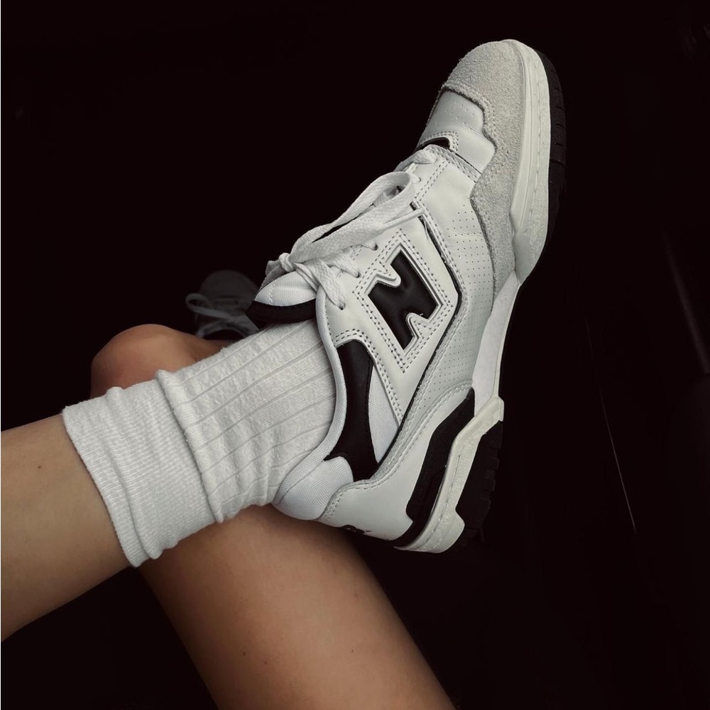 New Balance 550 - W9. Navy. Worn twice.